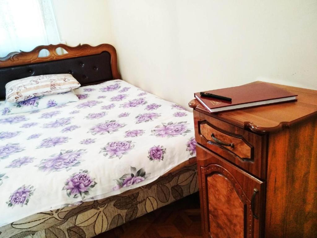 Hostel Sakharov & Tours Jereván Kültér fotó