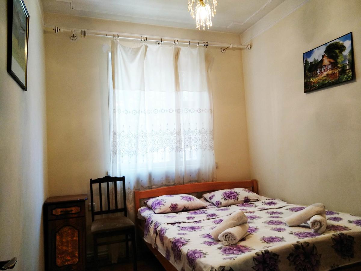 Hostel Sakharov & Tours Jereván Kültér fotó