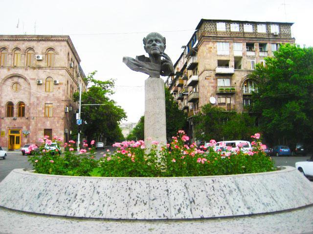 Hostel Sakharov & Tours Jereván Kültér fotó